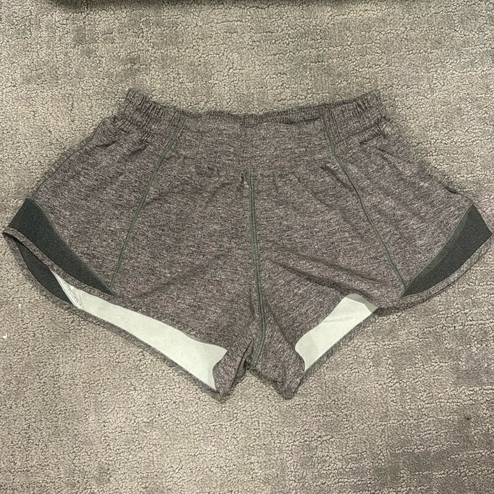 Lululemon Hotty Hot Shorts 2.5 Inch
